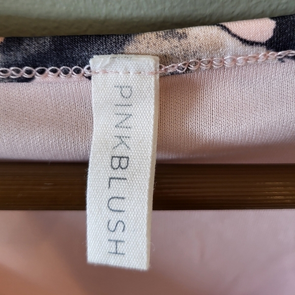 EUC PinkBlush Maternity/Nursing Dress: Blush Pink - Small - Picture 4 of 8